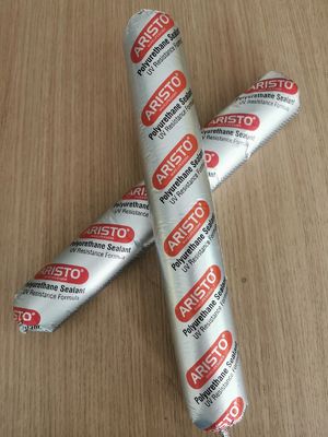 310 ml Patrone/600 ml Wurstverpackung Polyurethandichtungsmittel mit schneller Verhärtung 3,3 mm/Tag und hoher Strandhärte 50
